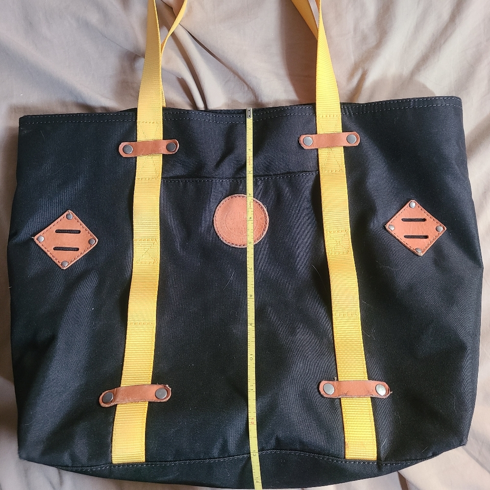 Will leather goods utility tote black yellow gorpcore